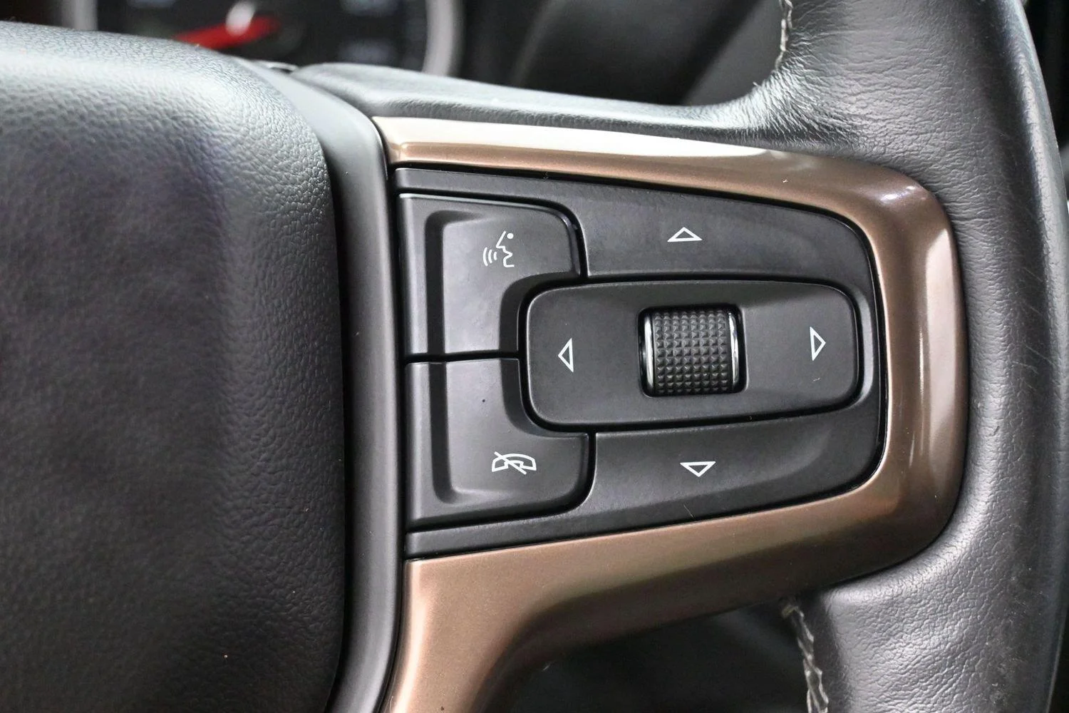 Used 2019 Satin Steel Metallic Chevrolet High Country image 19