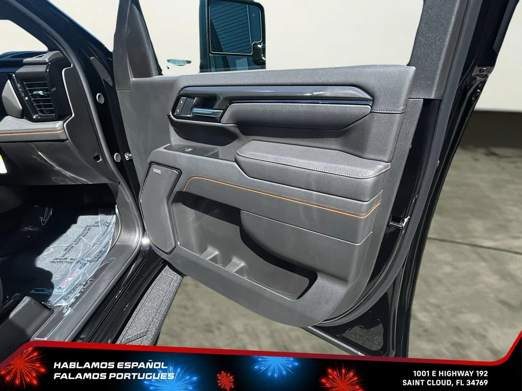 New 2026 Onyx Black GMC AT4 image 31