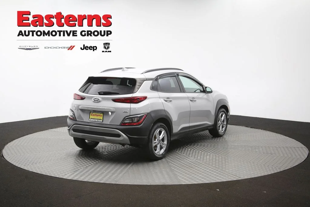 Used 2022 Silver Hyundai SEL image 40