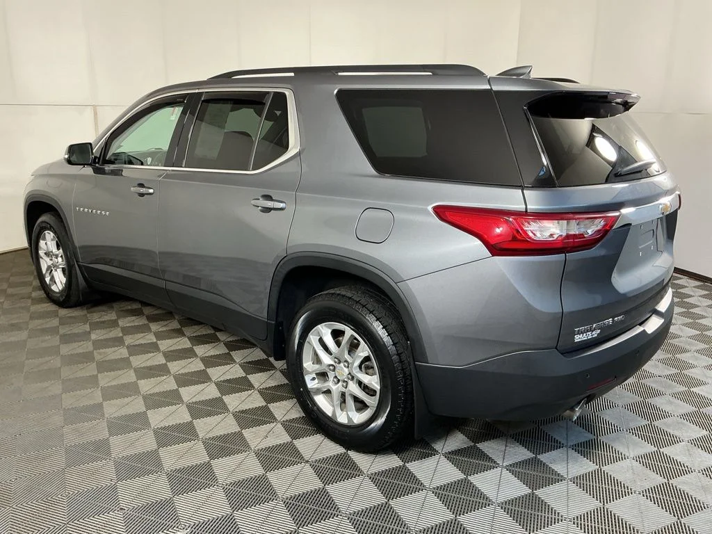 Used 2019 Gray Chevrolet LT image 8