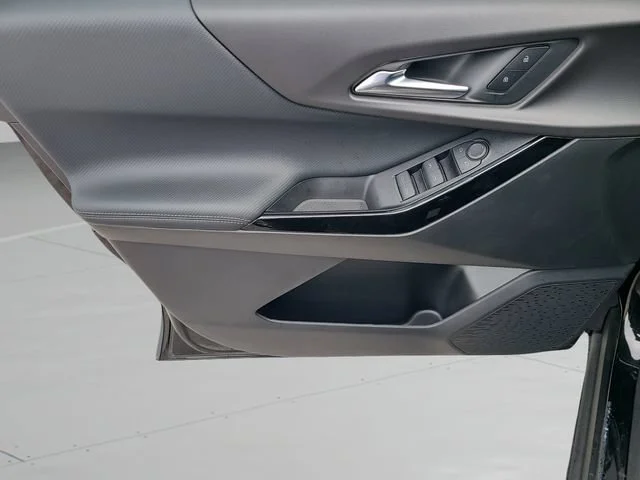 New 2027 Mosaic Black Metallic Chevrolet LT image 17