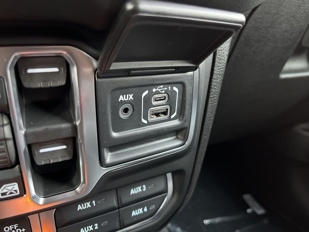 New 2026 Reign Jeep Rubicon image 41