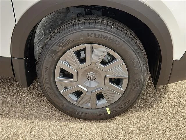 New 2027 QM1 Fresh Powd Nissan S Front-Wheel Drive image 5
