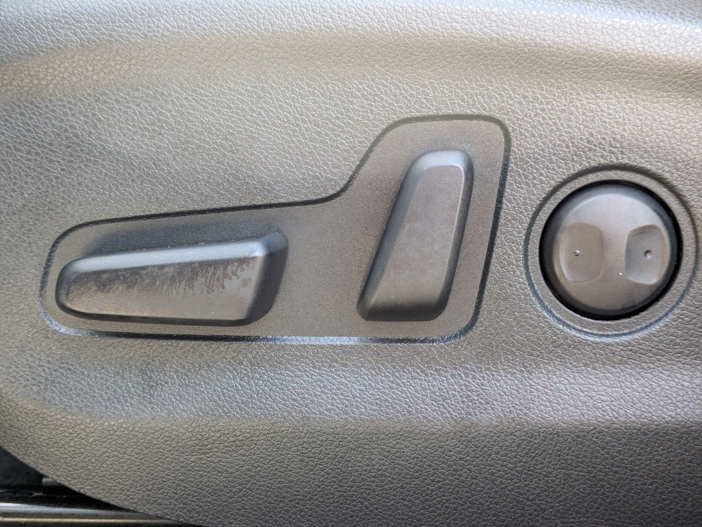 Used 2020 Steel Gray Kia EX image 23