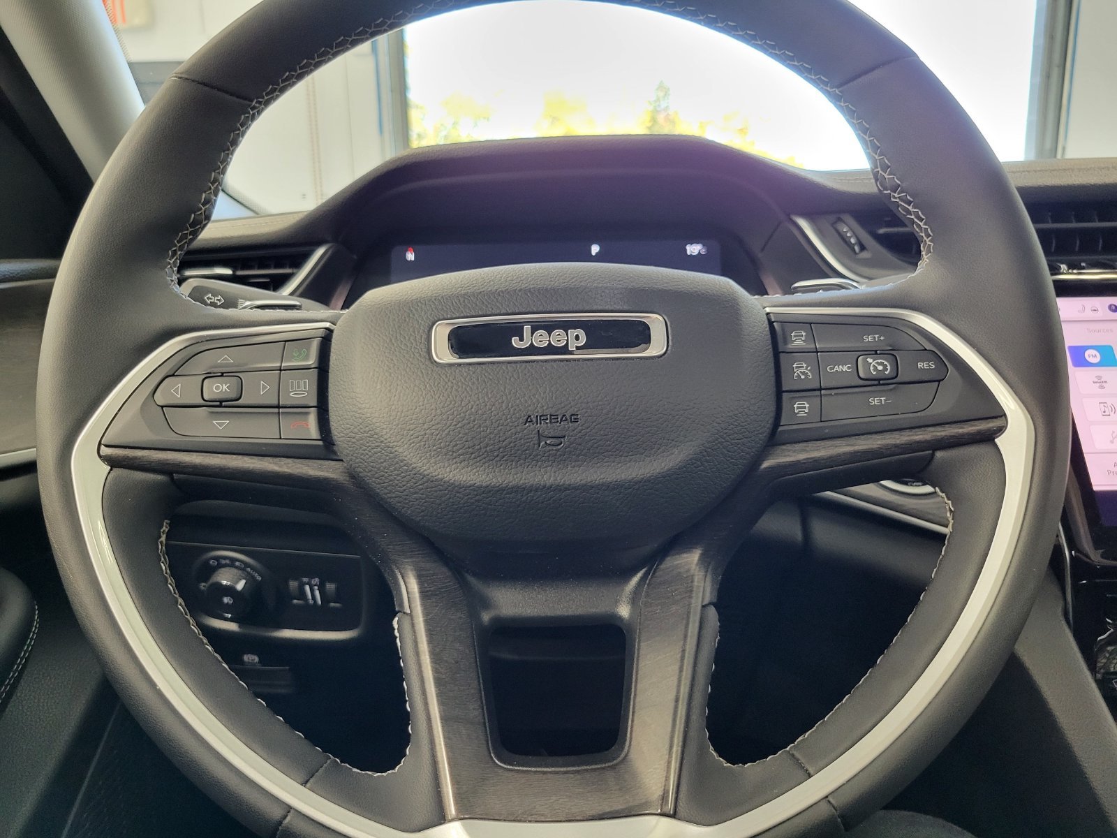 Used 2023 Black Jeep Limited image 13