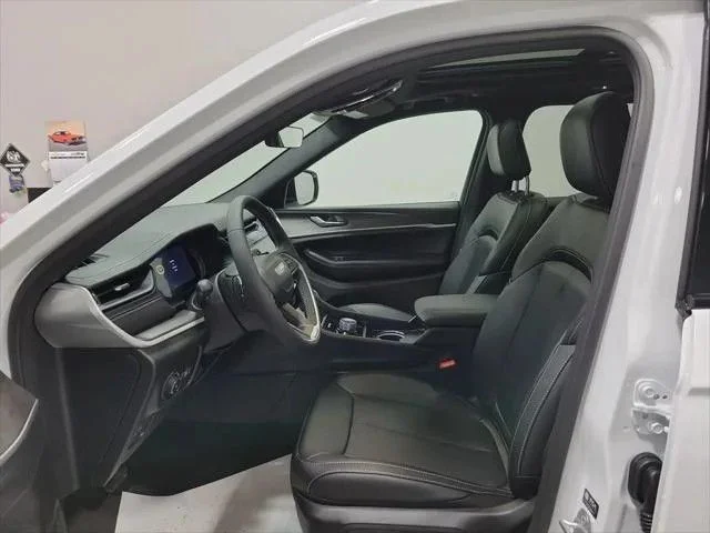 New 2026 White Jeep Limited image 10