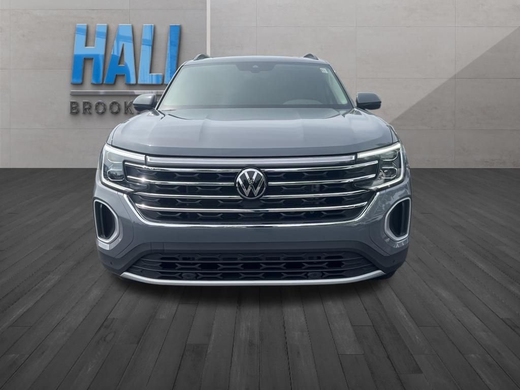Certified Used 2025 Gray Volkswagen 2.0T SE w/Technology image 9
