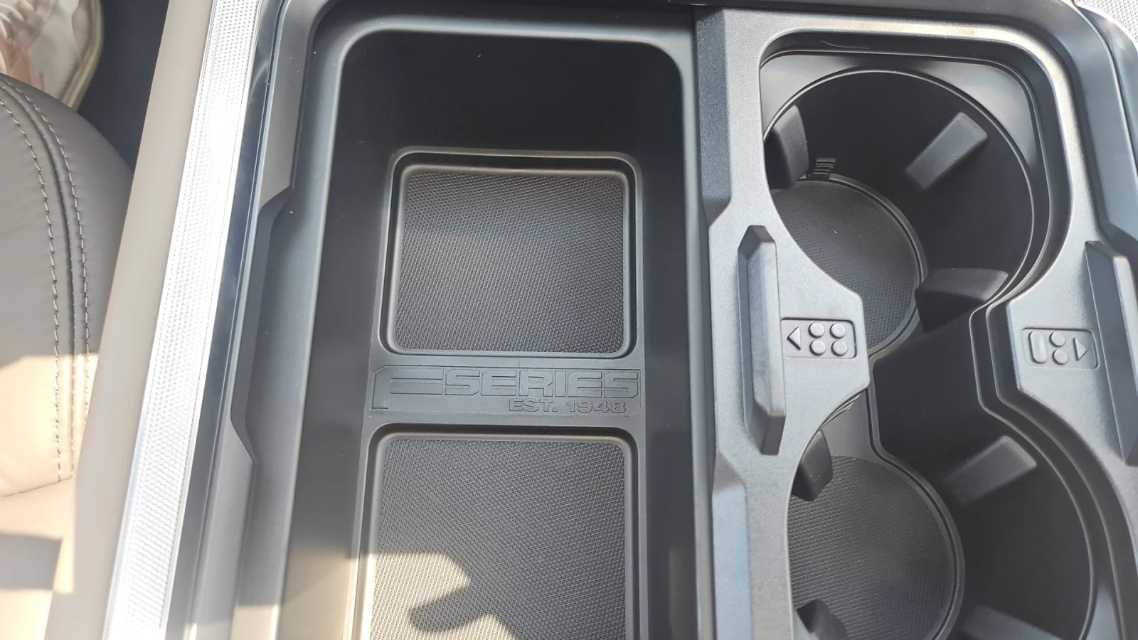 New 2026 Carbonized Gray Metallic Ford Platinum 4WD image 22