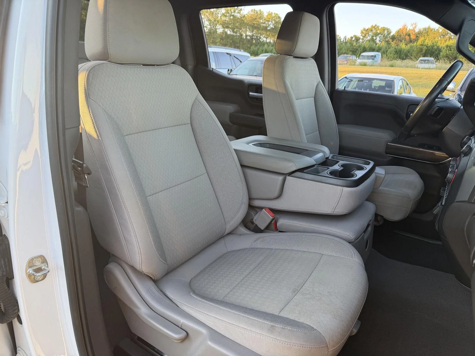 Used 2020 Summit White Chevrolet LT image 21