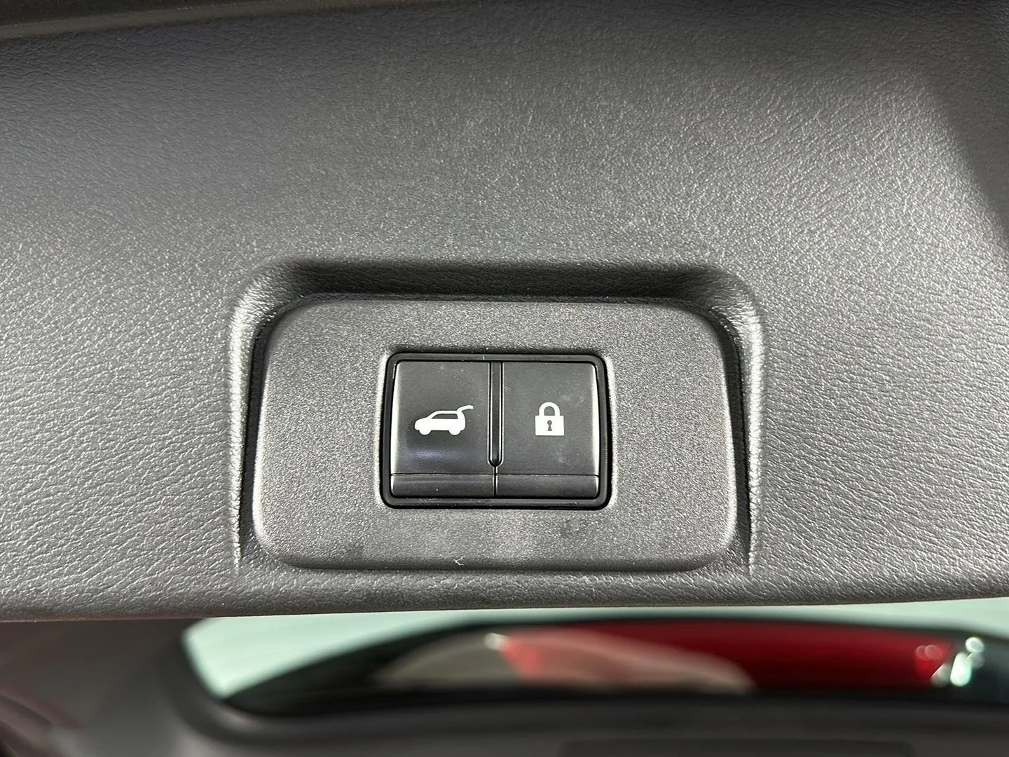 Used 2023 Sunset Drift Chromaflair/Super Black Nissan Platinum image 29