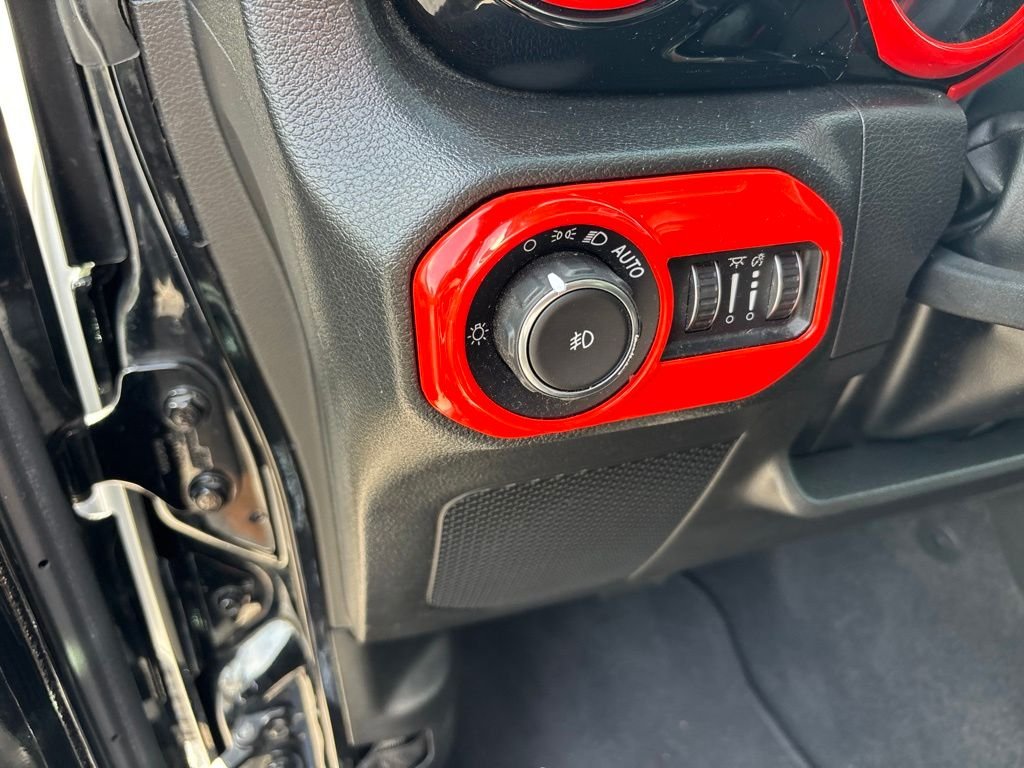 Certified Used 2022 Black Jeep Unlimited Sport S image 26
