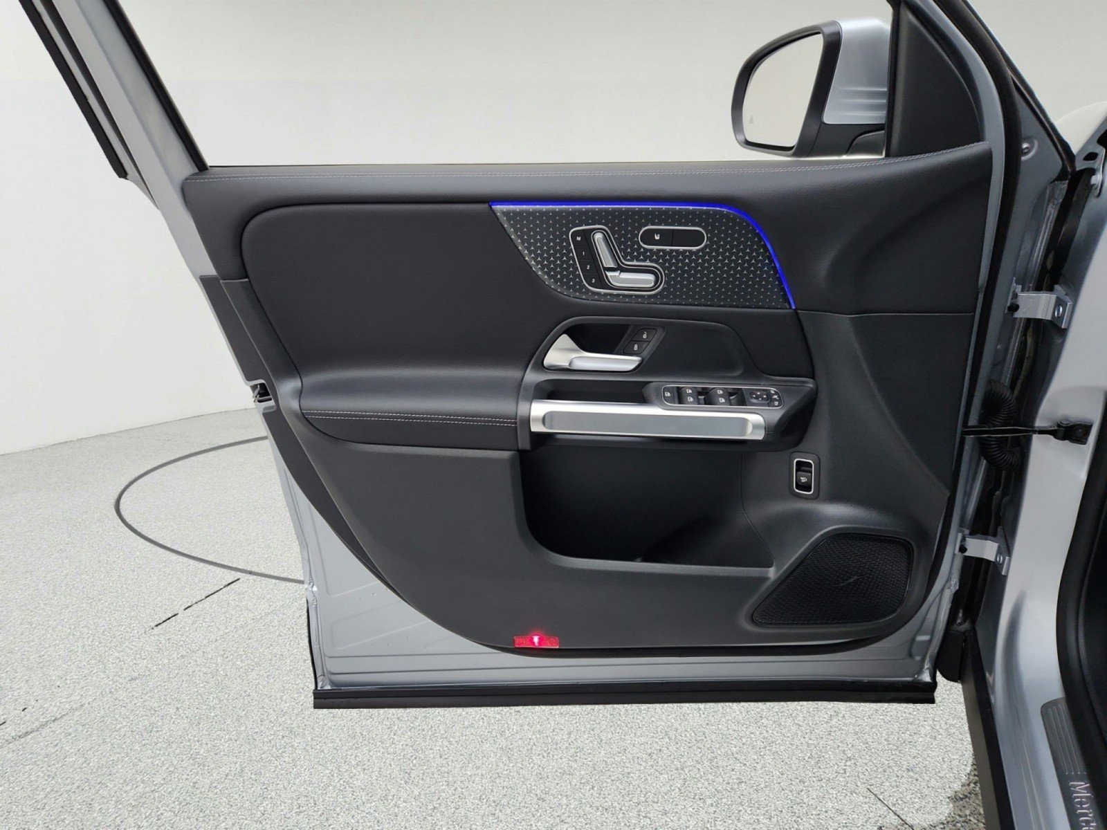 New 2026 Cirrus Silver Metallic Mercedes-Benz GLB 250 SUV image 50