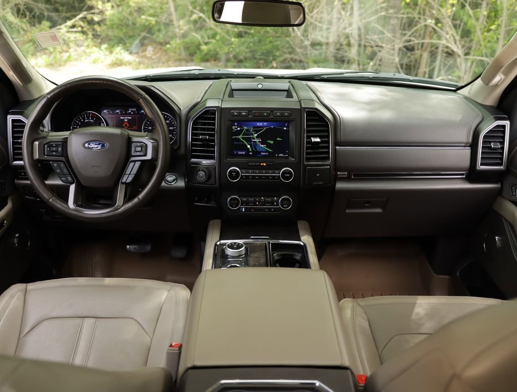 Used 2021 Star White Met Tri-coat Ford Limited image 26