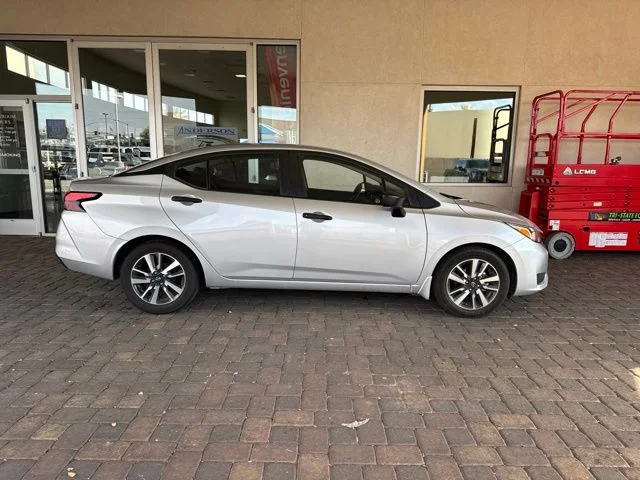 Used 2024 Brilliant Silver Metallic Nissan 1.6 S image 5
