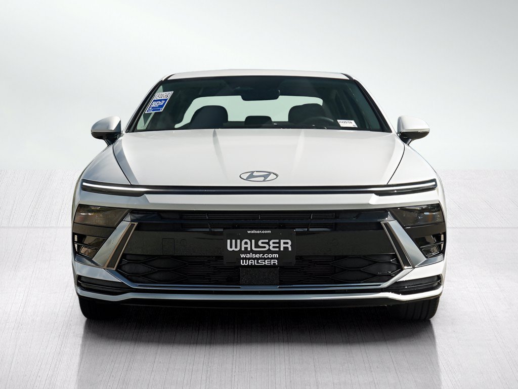 New 2026 Serenity White Hyundai SEL Sport FWD image 2