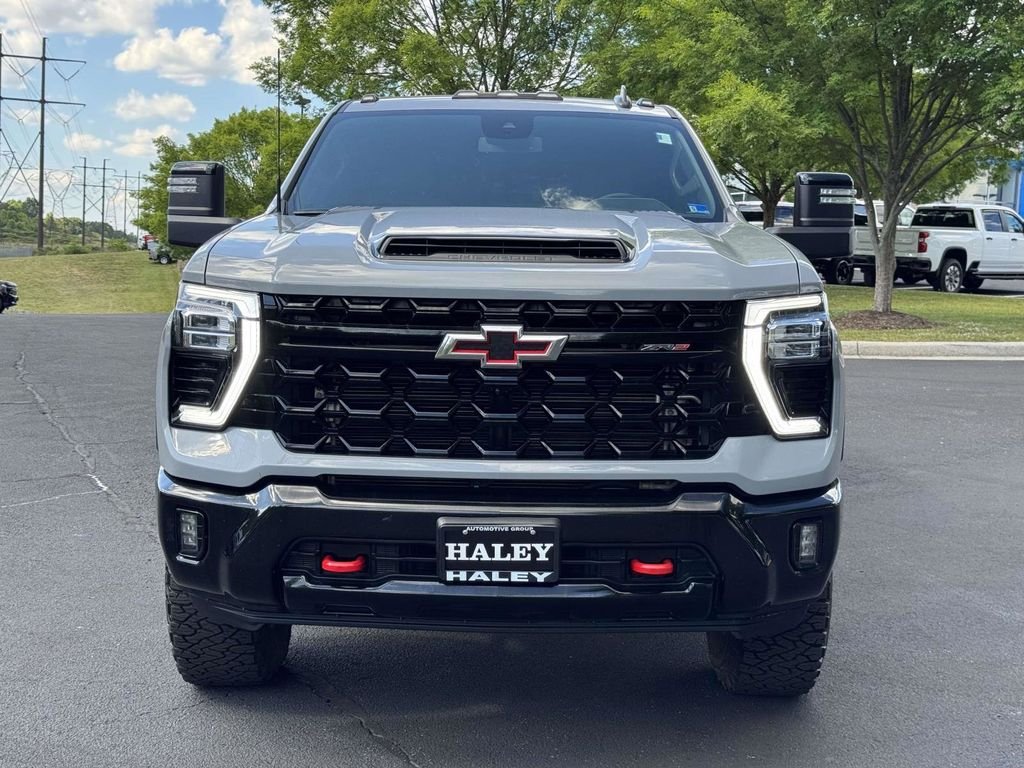 Used 2024 Gray Chevrolet ZR2 image 26