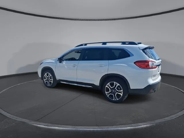 New 2026 CRYSTAL WHITE PEARL Subaru Limited 7-Passenger image 6