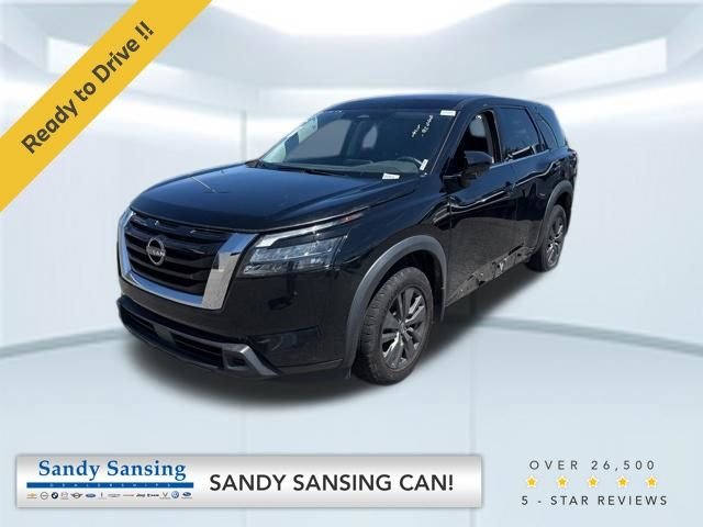 2023 Nissan Pathfinder S 2WD's photo