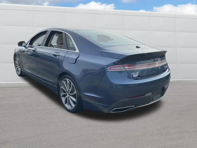 Used 2019 Blue Lincoln Reserve image 3