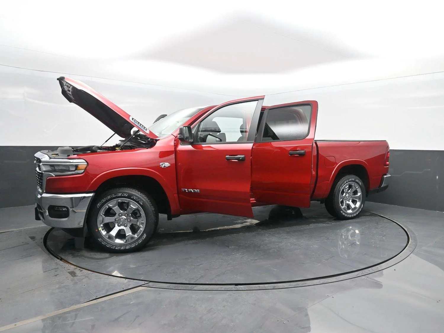 New 2026 Molten Red Pearl-Coat Exterior Paint RAM Big Horn image 51