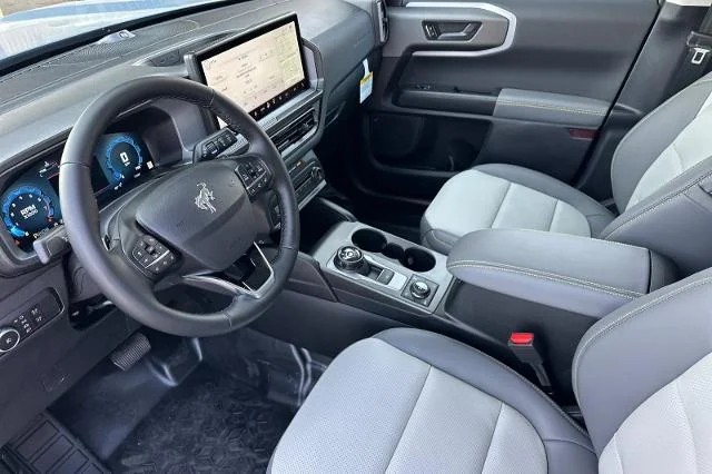 New 2026 Azure Gray Metallic Tri-Coat Ford Badlands® image 29