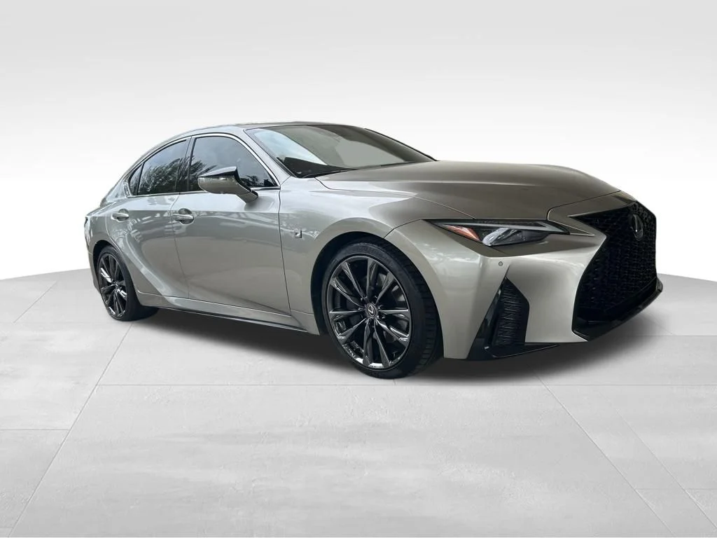 2023 Lexus IS