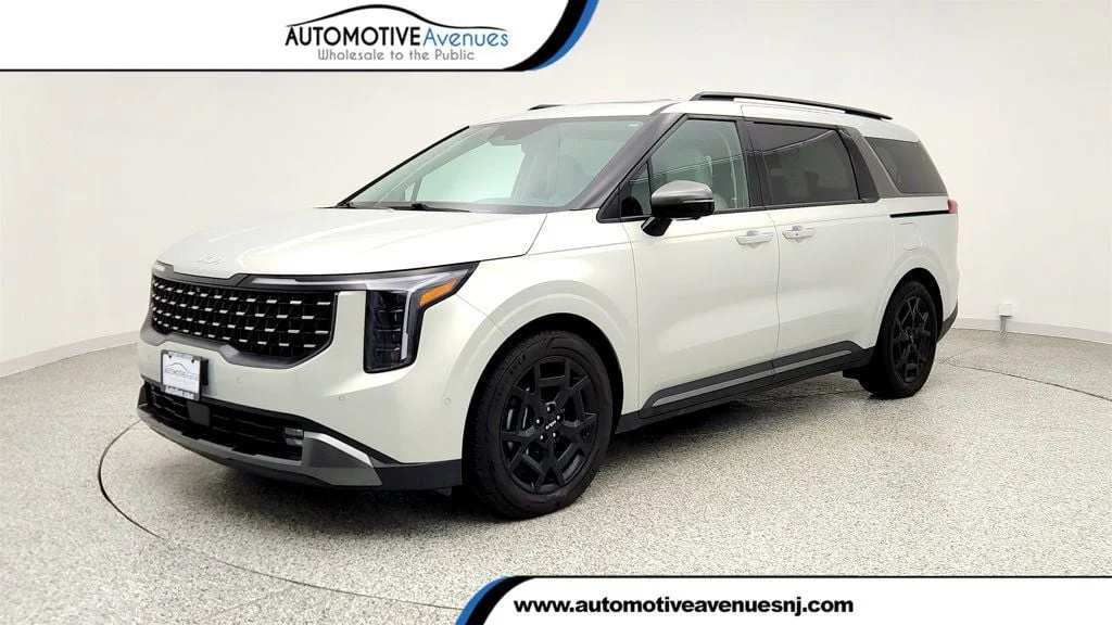 2025 Kia Sedona SX Prestige's photo