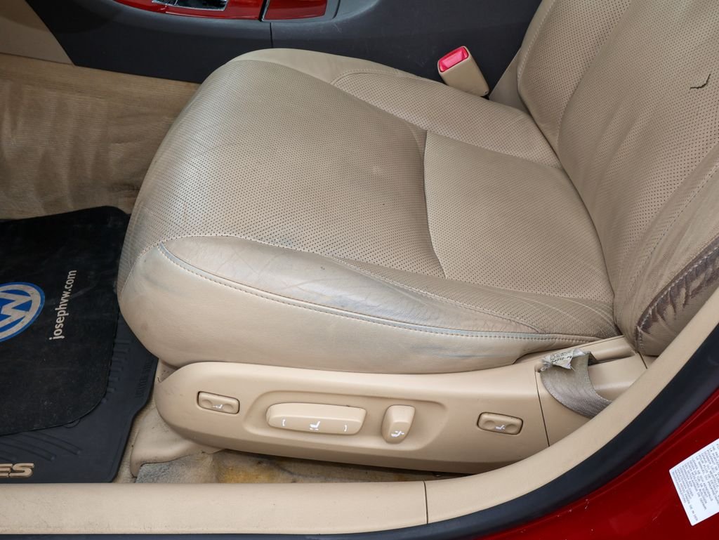 Used 2009 Red Lexus 350 image 13