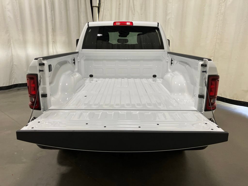 New 2026 Bright White Clear-Coat Exterior Paint RAM Big Horn image 28