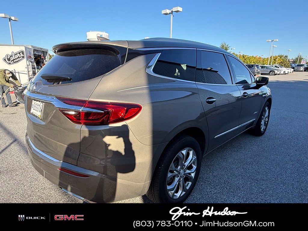 Used 2020 Gold Buick Avenir image 5