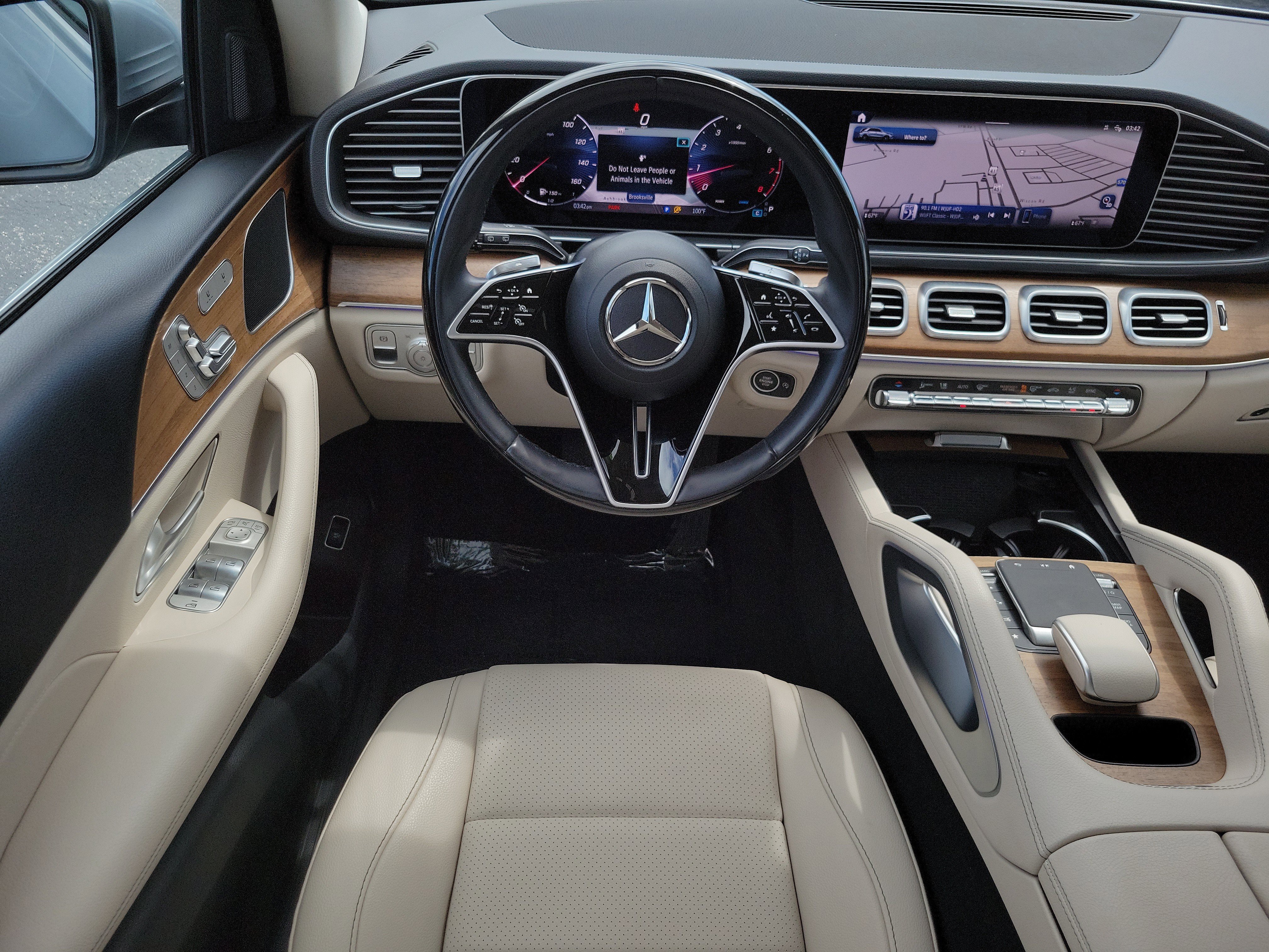Used 2024 Silver Mercedes-Benz GLE 350 image 23