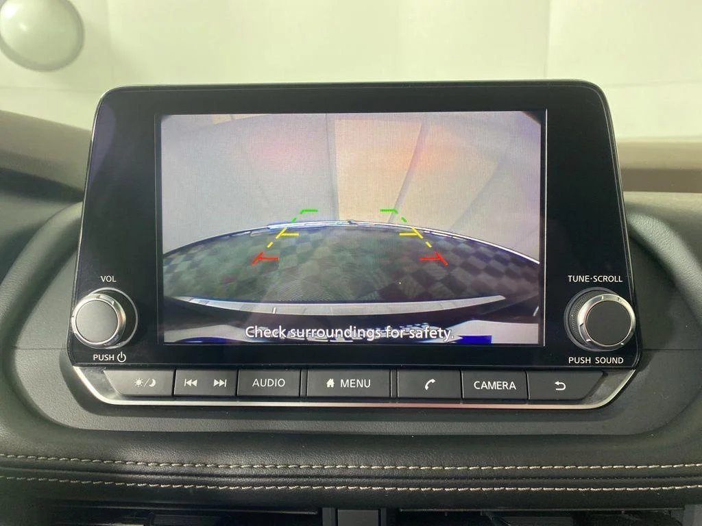 Used 2023 Super Black Nissan SV image 20