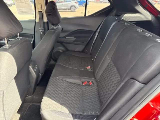 Used 2022 Red Nissan SV image 11