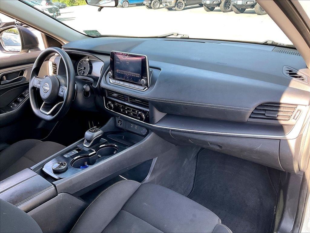 Used 2024 Glacier White Nissan S image 13
