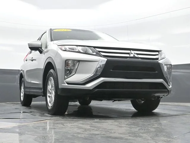 Used 2019 Silver Mitsubishi ES image 22