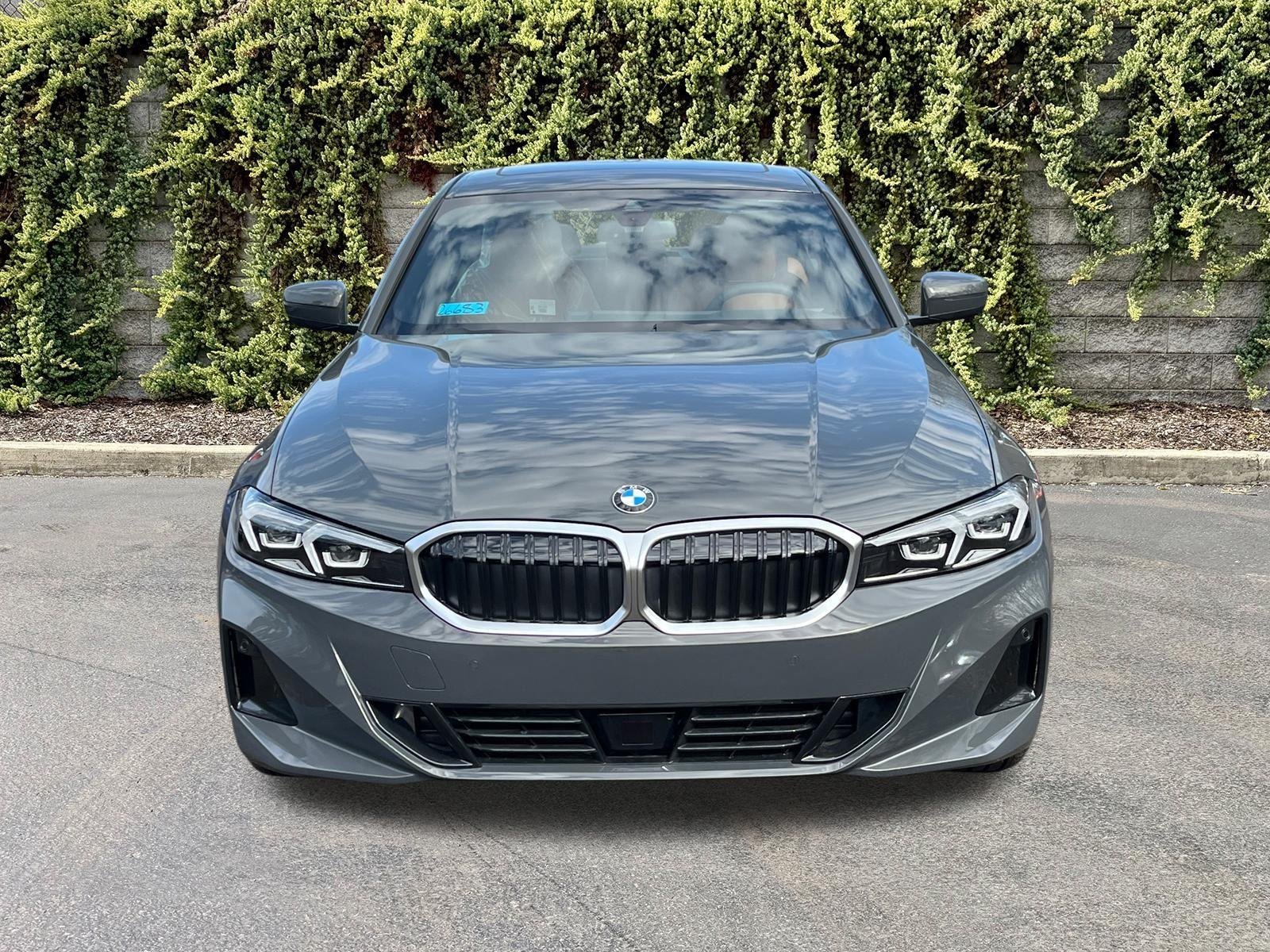 New 2026 Dravit Grey Metallic BMW 330i NA xDrive image 6