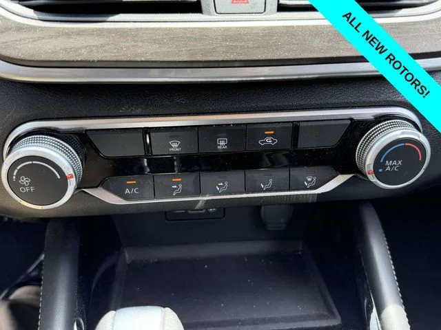 Used 2023 White Nissan 2.5 SV image 19
