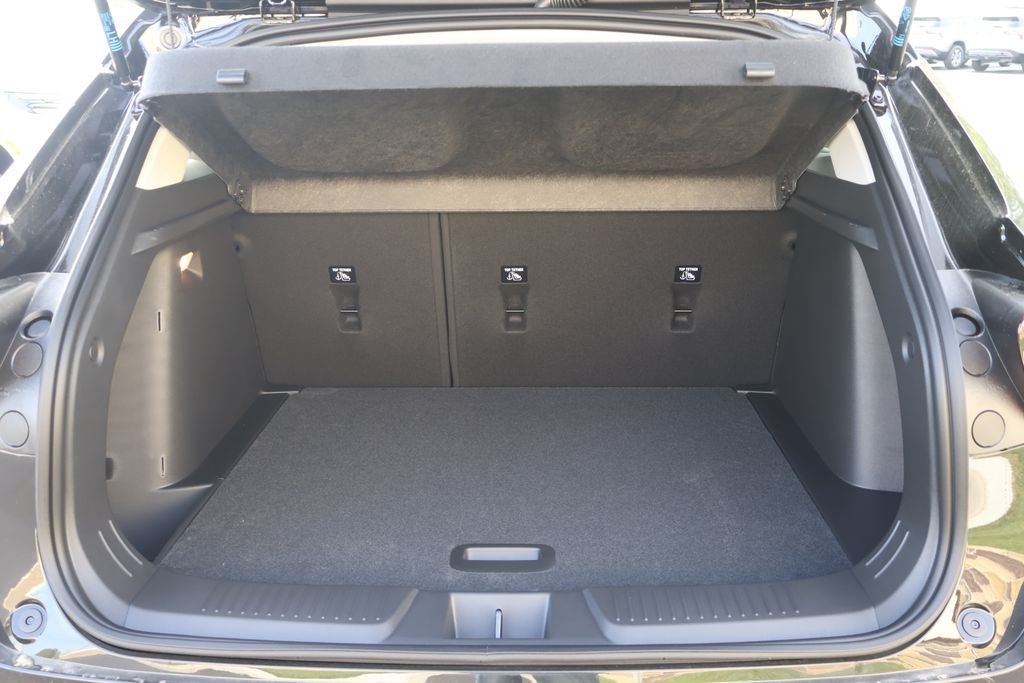 2026 Chevrolet Trax LT - Photo 46