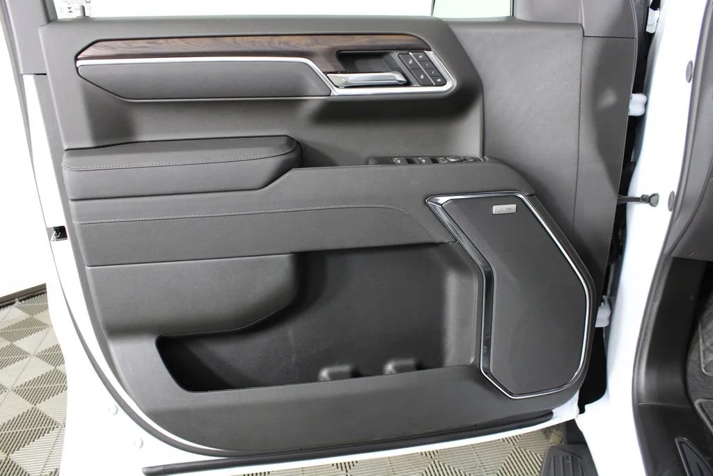 2026 GMC Sierra 1500 SLT - Photo 10
