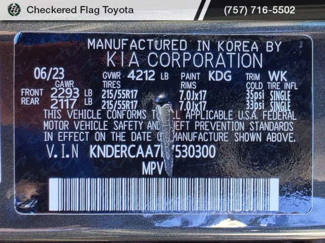 Used 2024 Gravity Gray Kia EX image 23