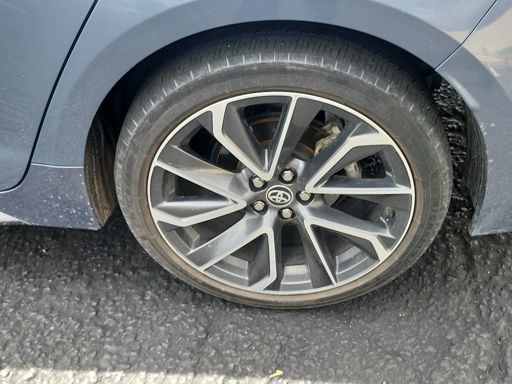 Used 2020 Celestite Toyota SE image 11
