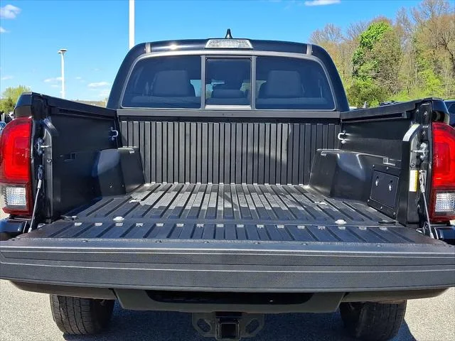 Certified Used 2023 BLACK Toyota  image 32