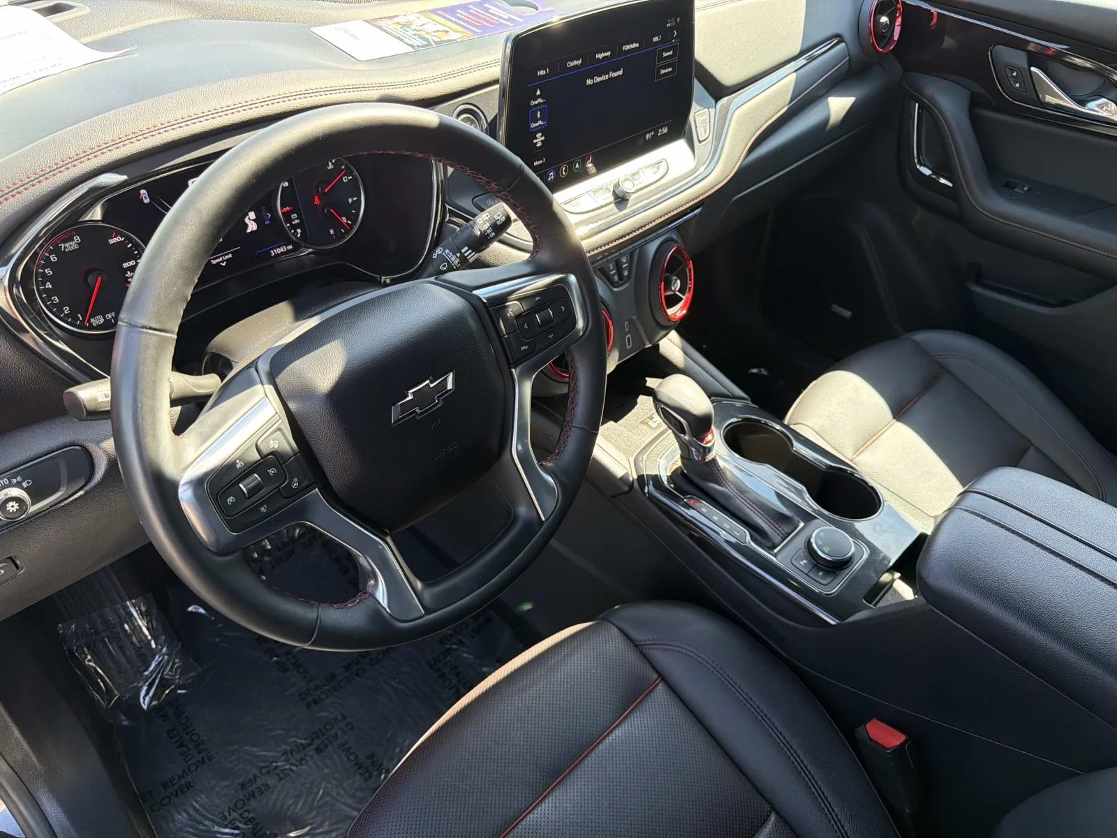 Used 2025 BLACK Chevrolet FWD 4dr RS image 7