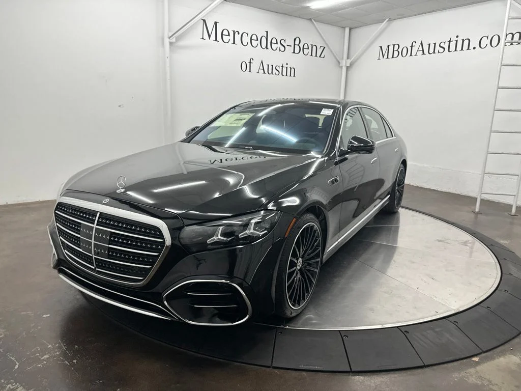 New 2027 Black Mercedes-Benz S 580 image 3