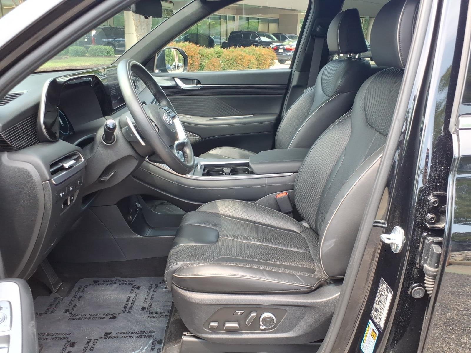 Used 2024 Abyss Black Pearl Hyundai Calligraphy image 12