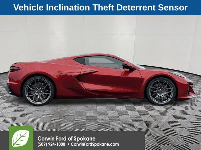 Used 2025 Red Mist Metallic Tintcoat Chevrolet Z06 image 9