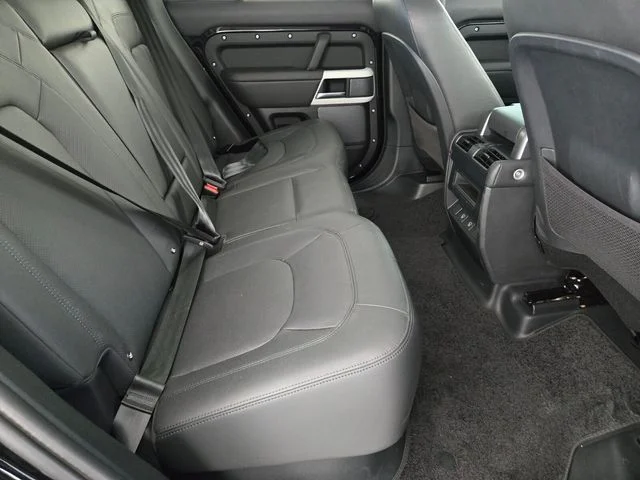 Used 2024 Black Land Rover SE image 17