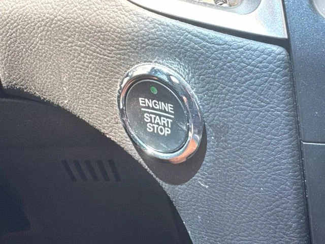 Used 2019 White Ford SEL image 36