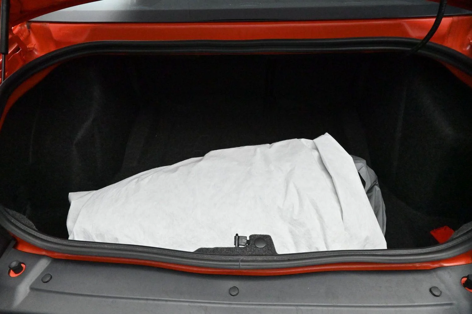 Used 2022 Go Mango Dodge R/T Scat Pack image 9