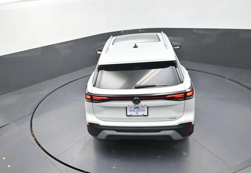 2026 Volkswagen Tiguan SE - Photo 19